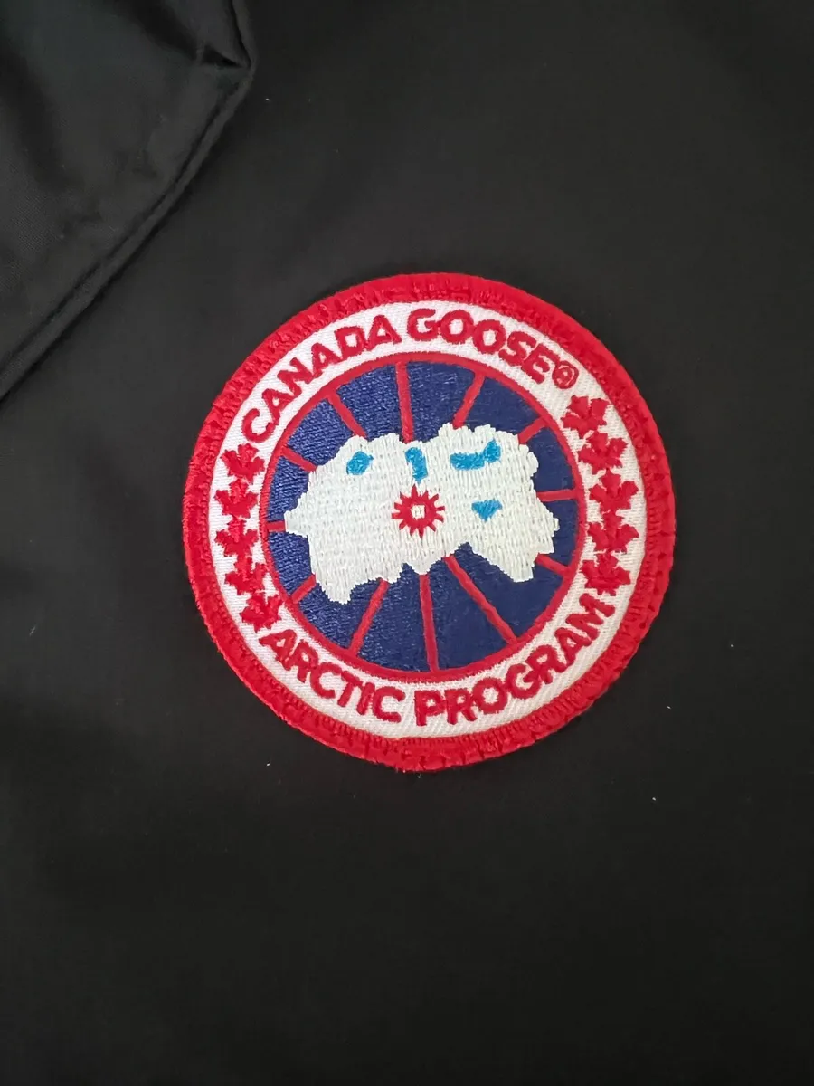 Canada Goose Gilet XL Men’s - Image 4