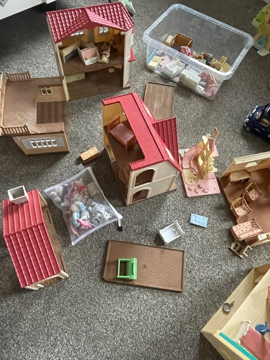 Sylvanian family bundle - Image 2