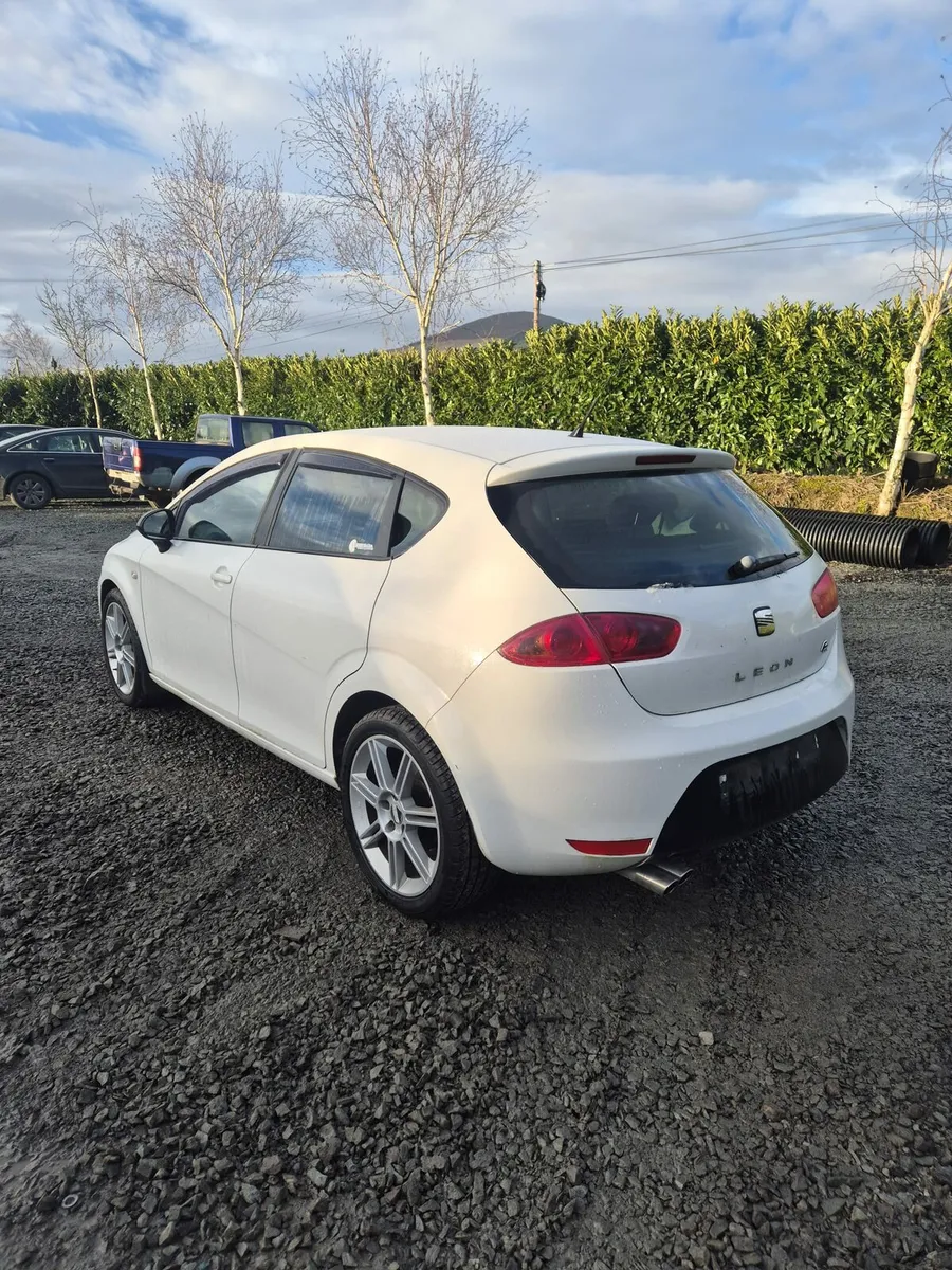 Seat Leon FR - Breaking only - Image 2