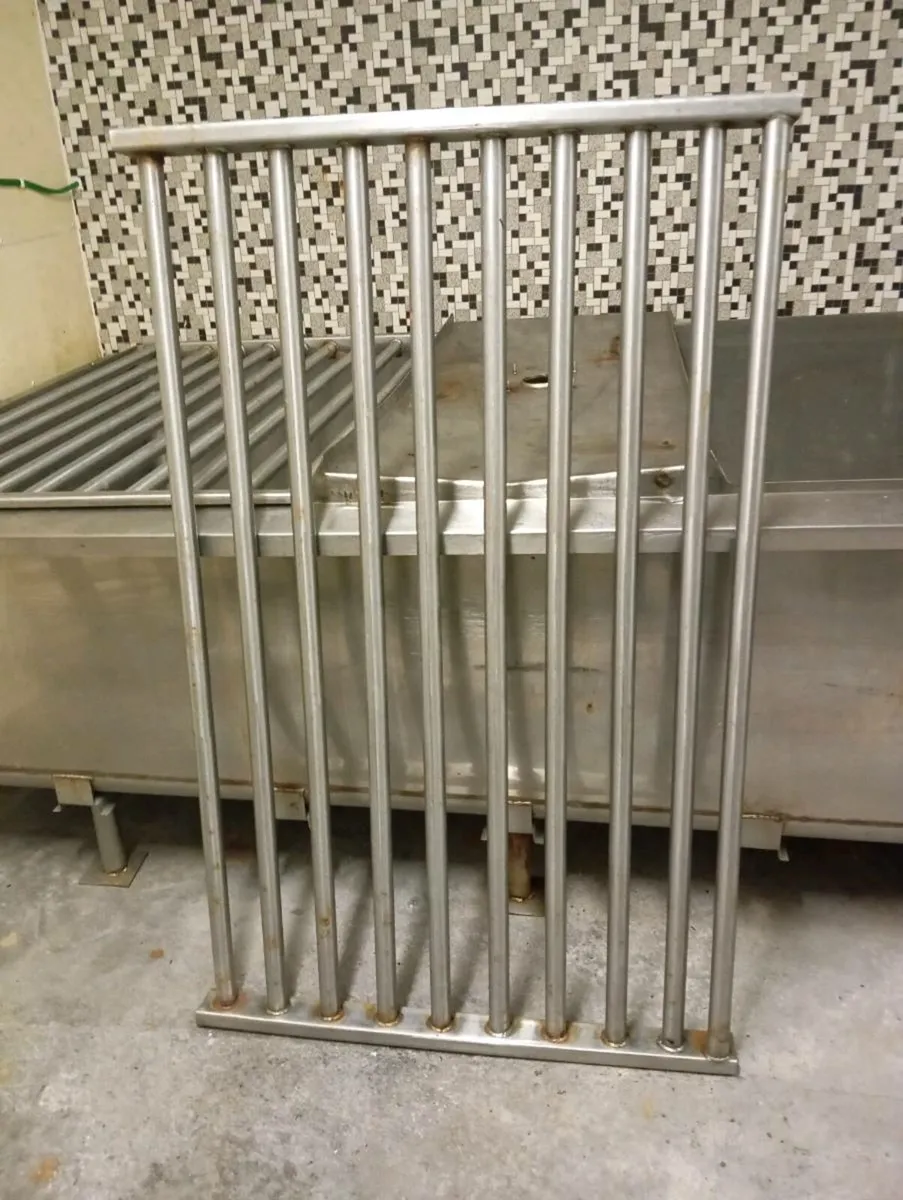 Stainless steel tanks - Image 3