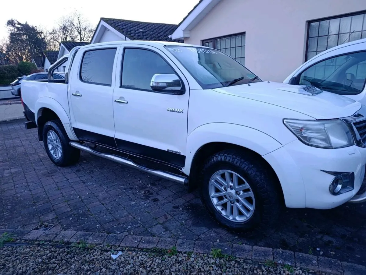 Toyota hilux - Image 1