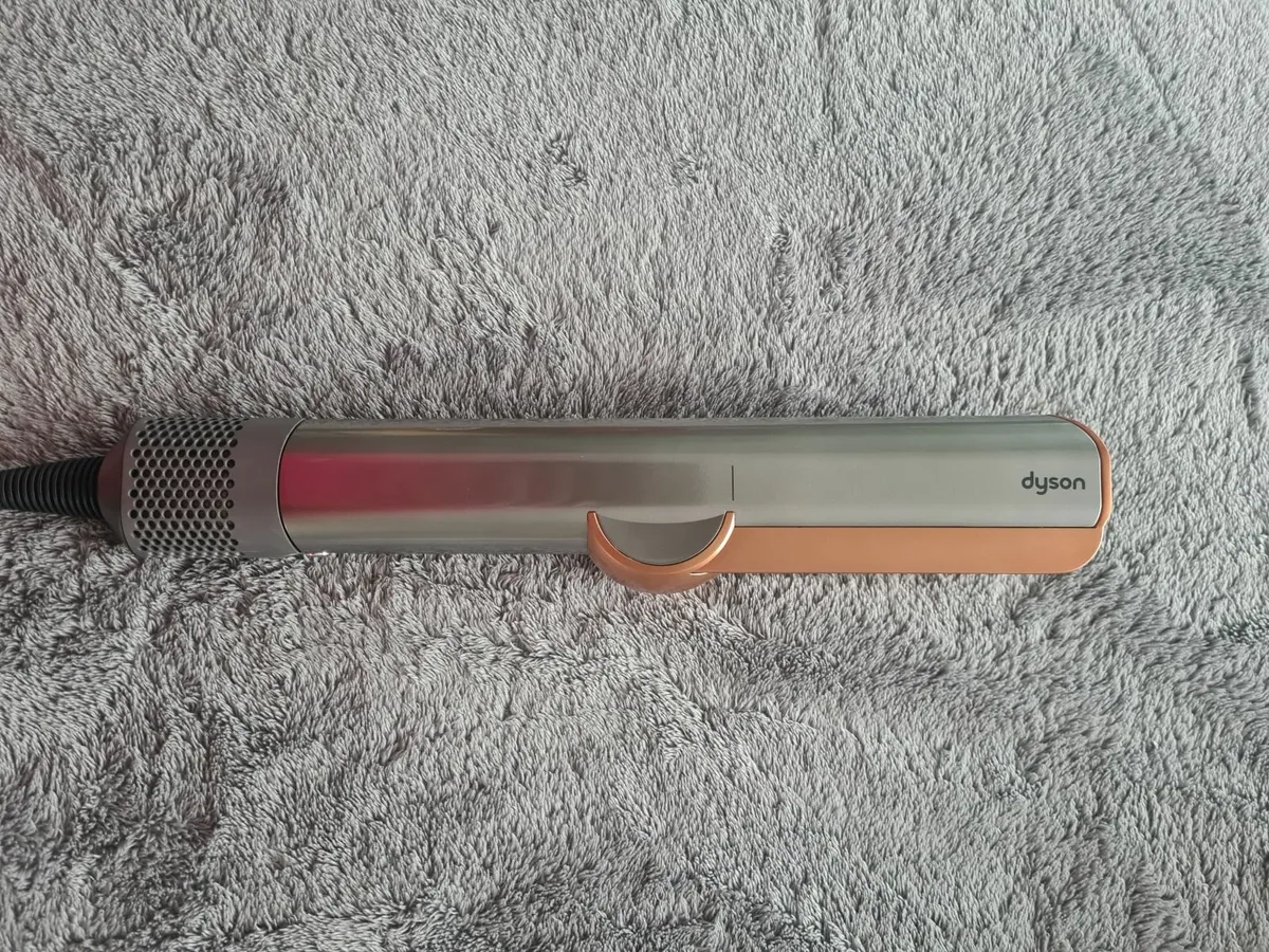 Dyson airstrait - Image 4