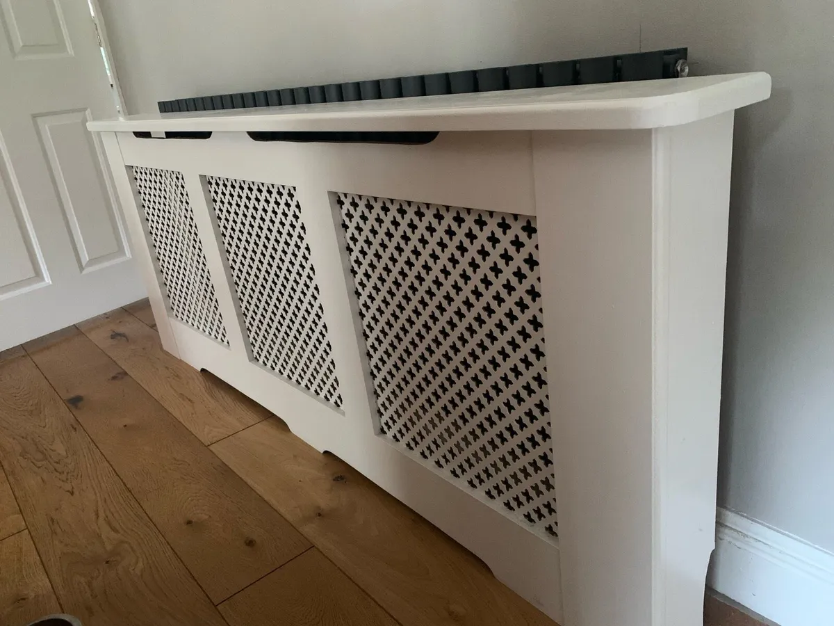 Radiator cover 1.95m wide - Image 1