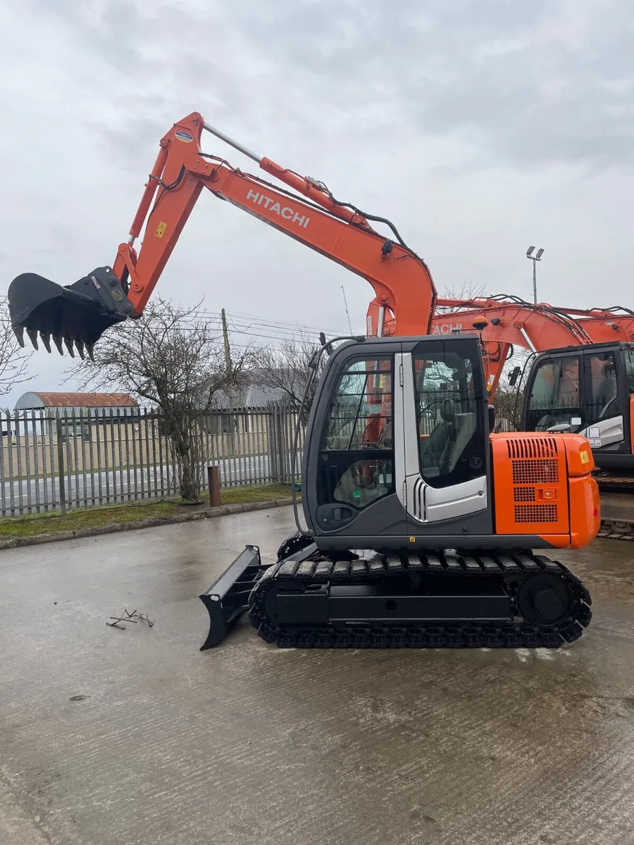 Hitachi ZX70-3 EX JAPAN - Image 2