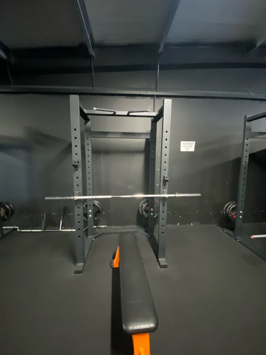 Squat rack - Image 1