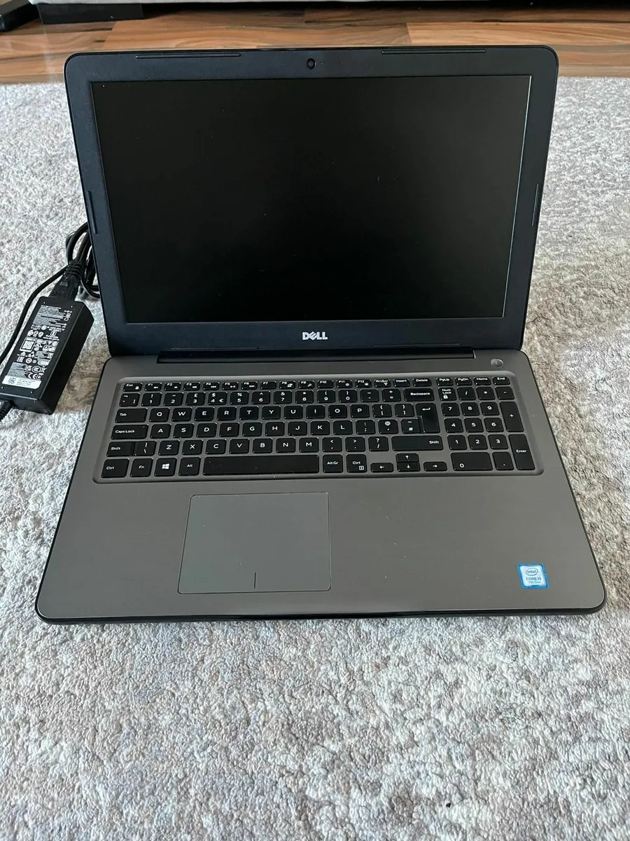 Laptop DELL Inspiron 5567 - Image 2
