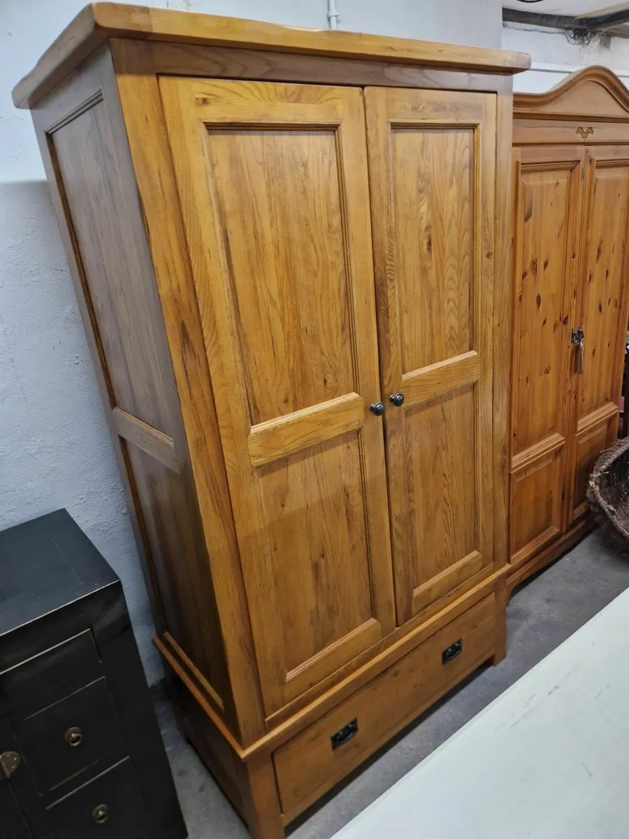 Bedroom furniture,  pine workshop - Image 3