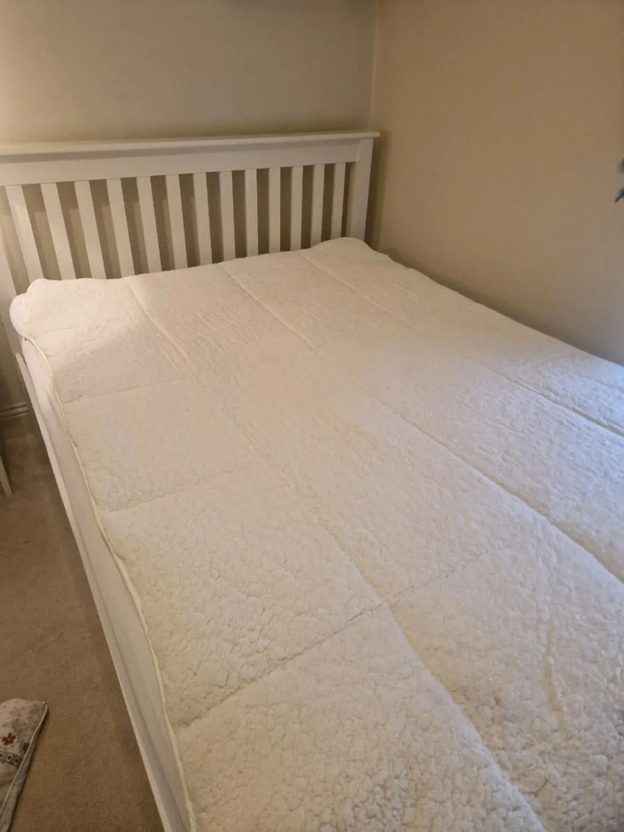 4'6 Monaco Bed Low Foot End White - Image 1