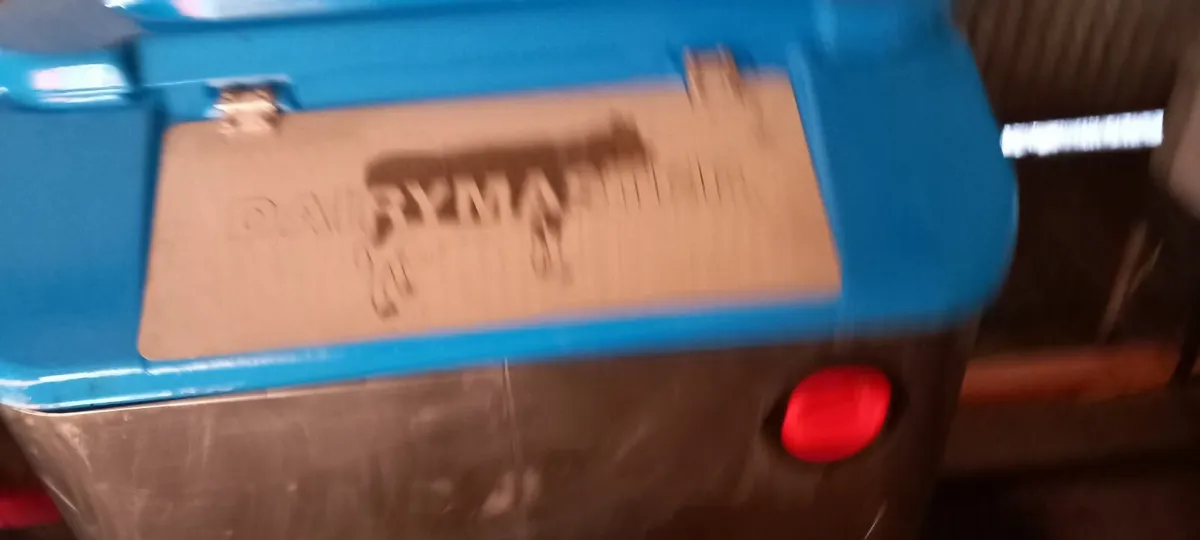 Automatic Calf Feeder - Image 2