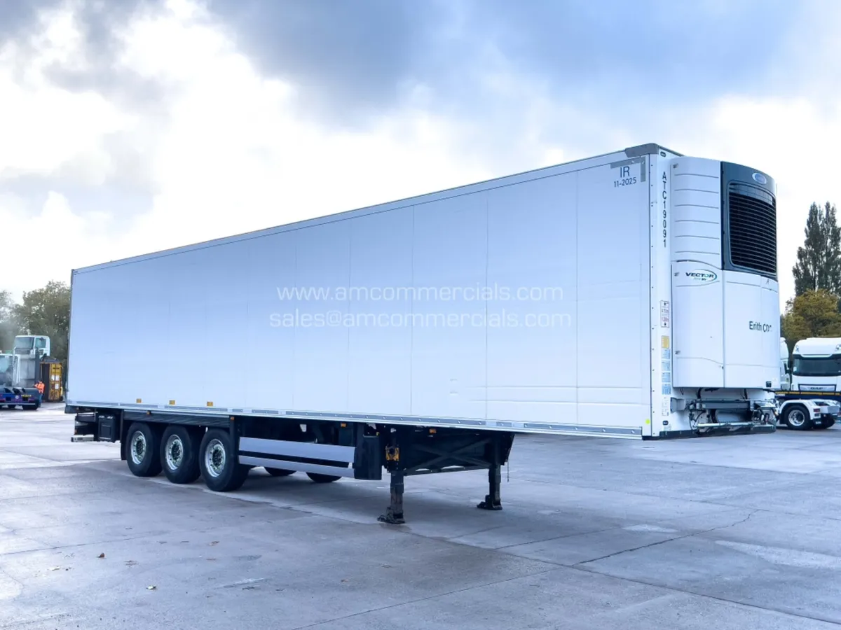 2019 SCHMITZ CARGOBULL TWIN EVAP FRIDGE TRAILER - Image 1