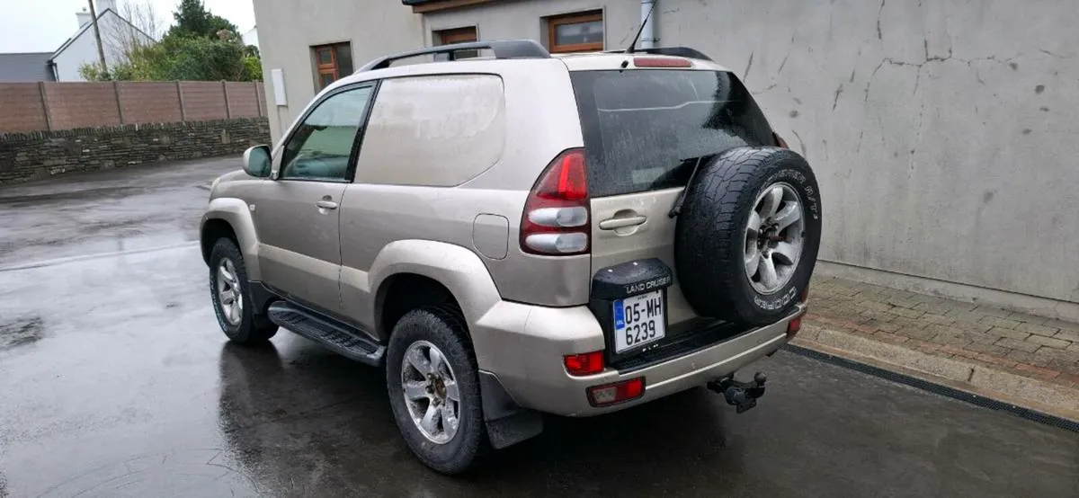 Toyota landcruiser - Image 2