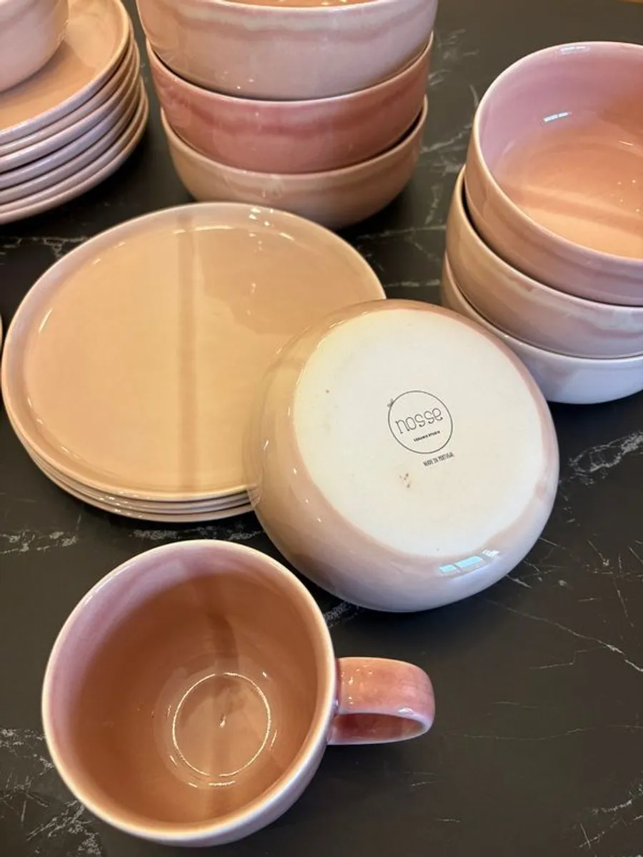 Set of Plates, Bowls and Mugs - Image 3
