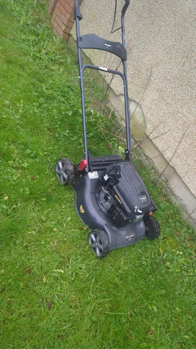 Lawn mower - Image 3
