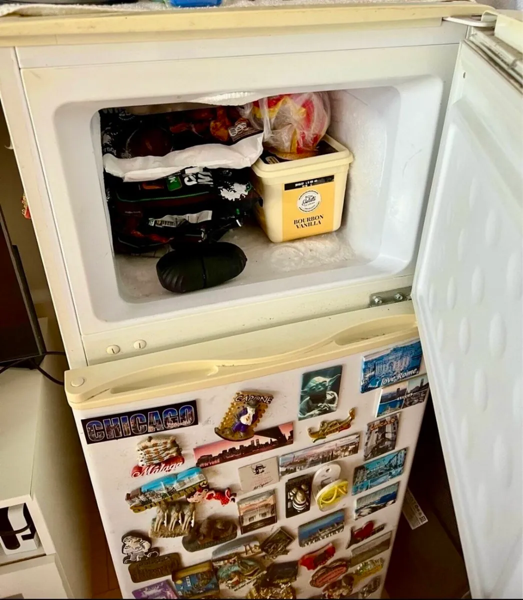 refrigerator - Image 2