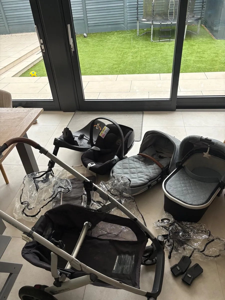 Uppababy/Cybex Complete Travel System - Image 1