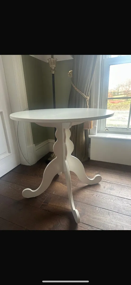 IKEA White scalloped table - Image 2
