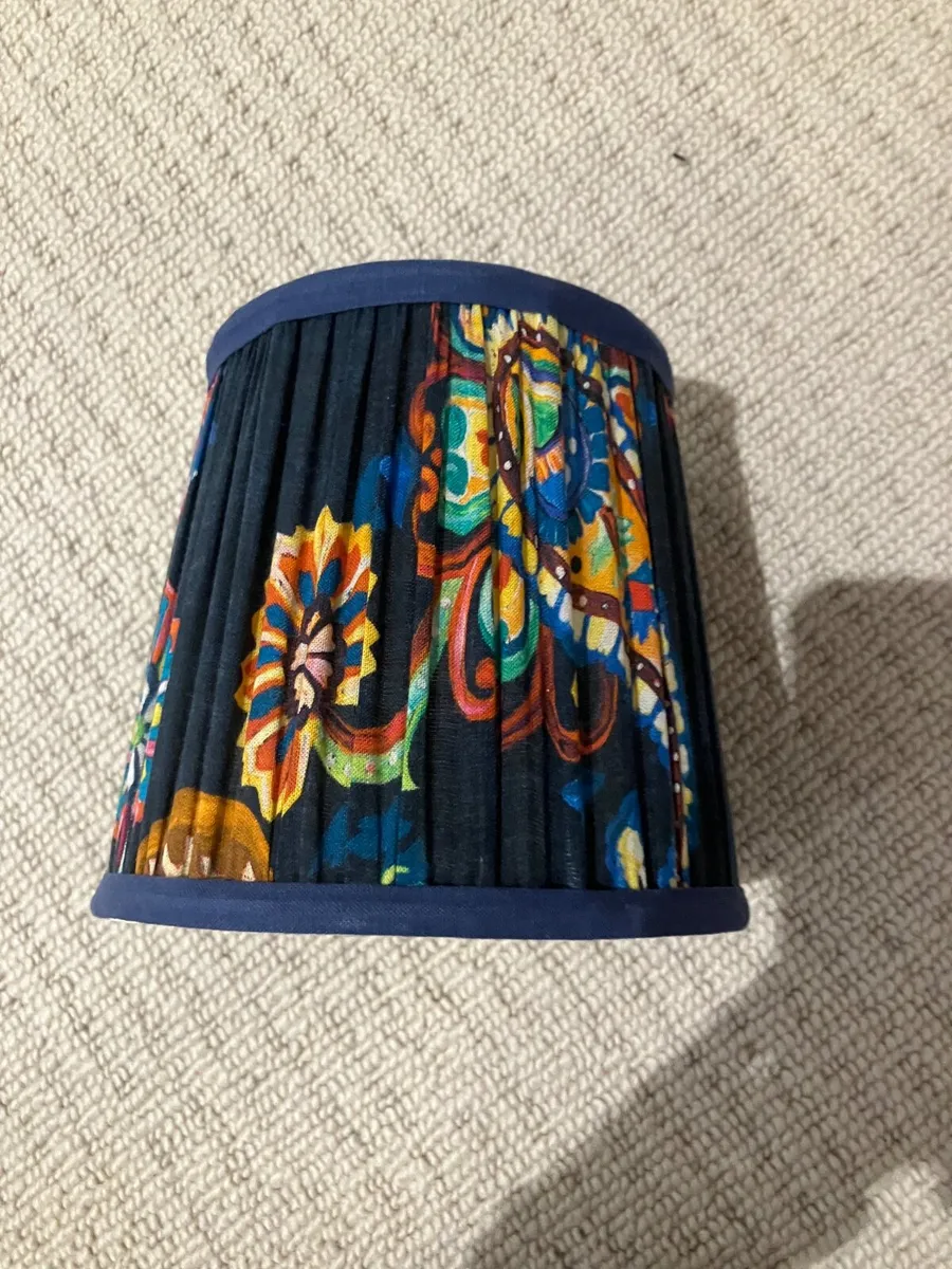 Lamp shade - Image 1