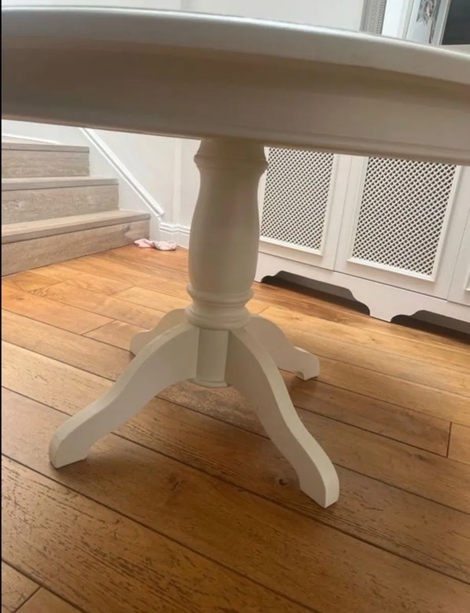 Round dining table - Image 2