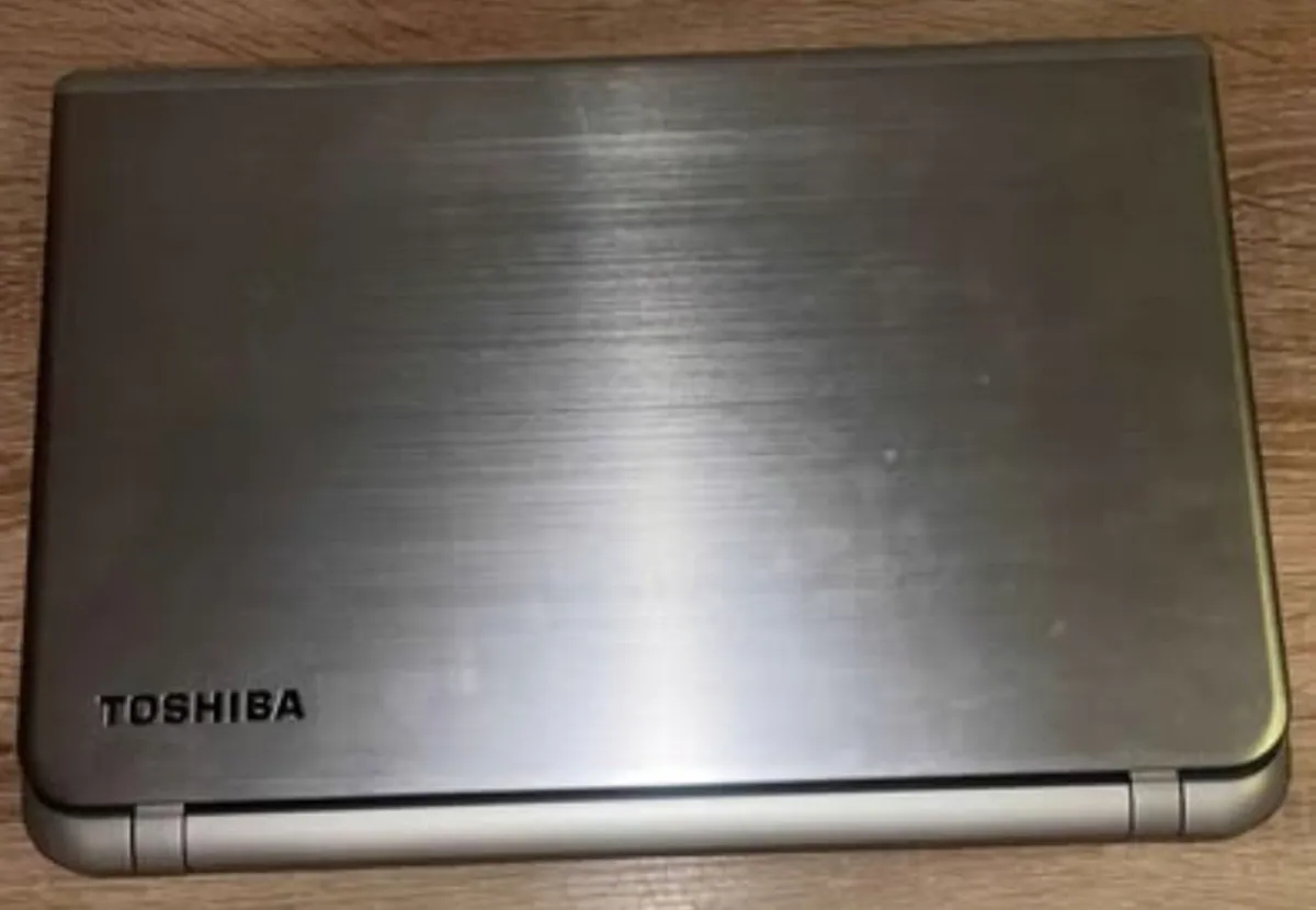 TOSHIBA SATELLITE S50-B, 15.6"
WORKING PERFECT  PE - Image 2