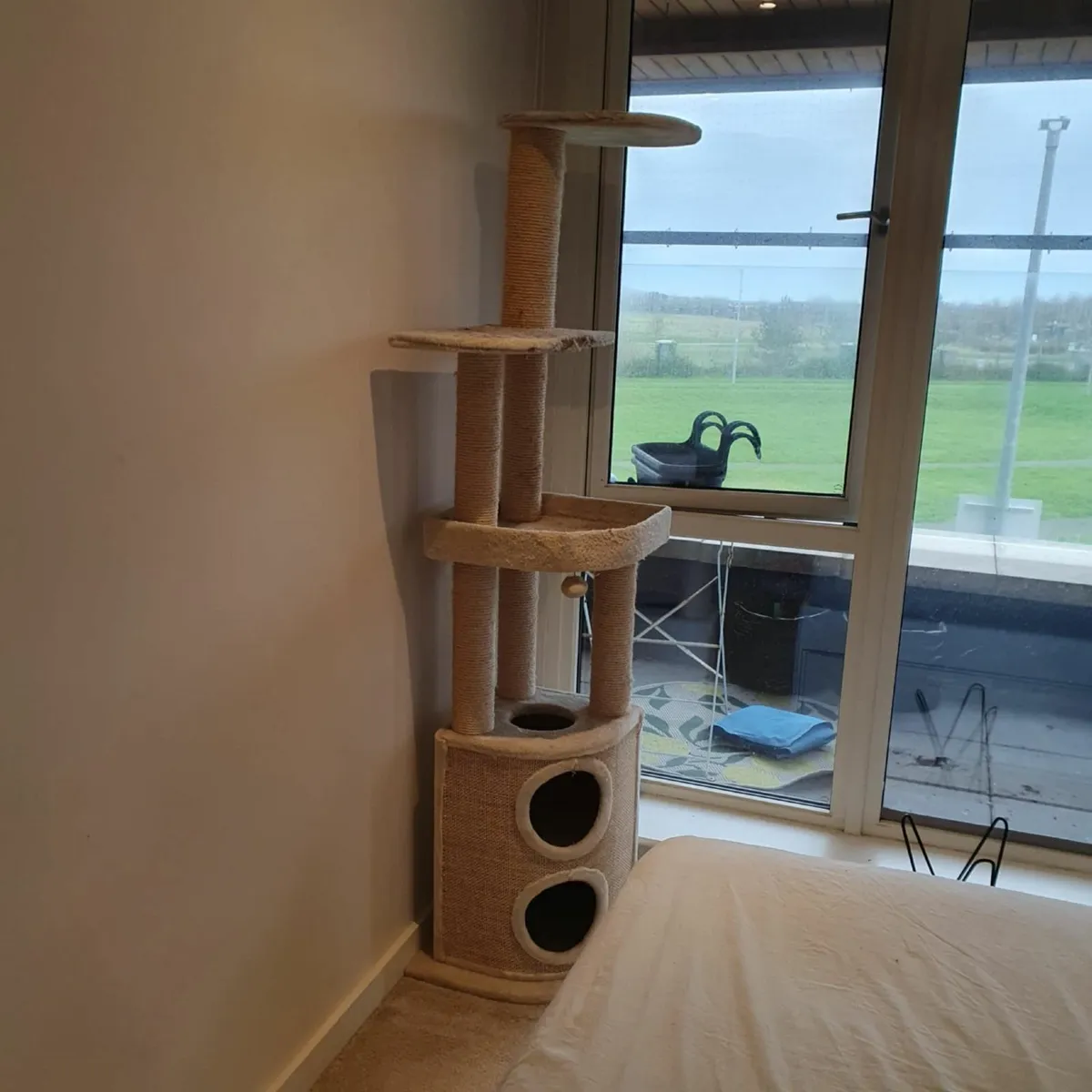 Cat tree - used - Image 2