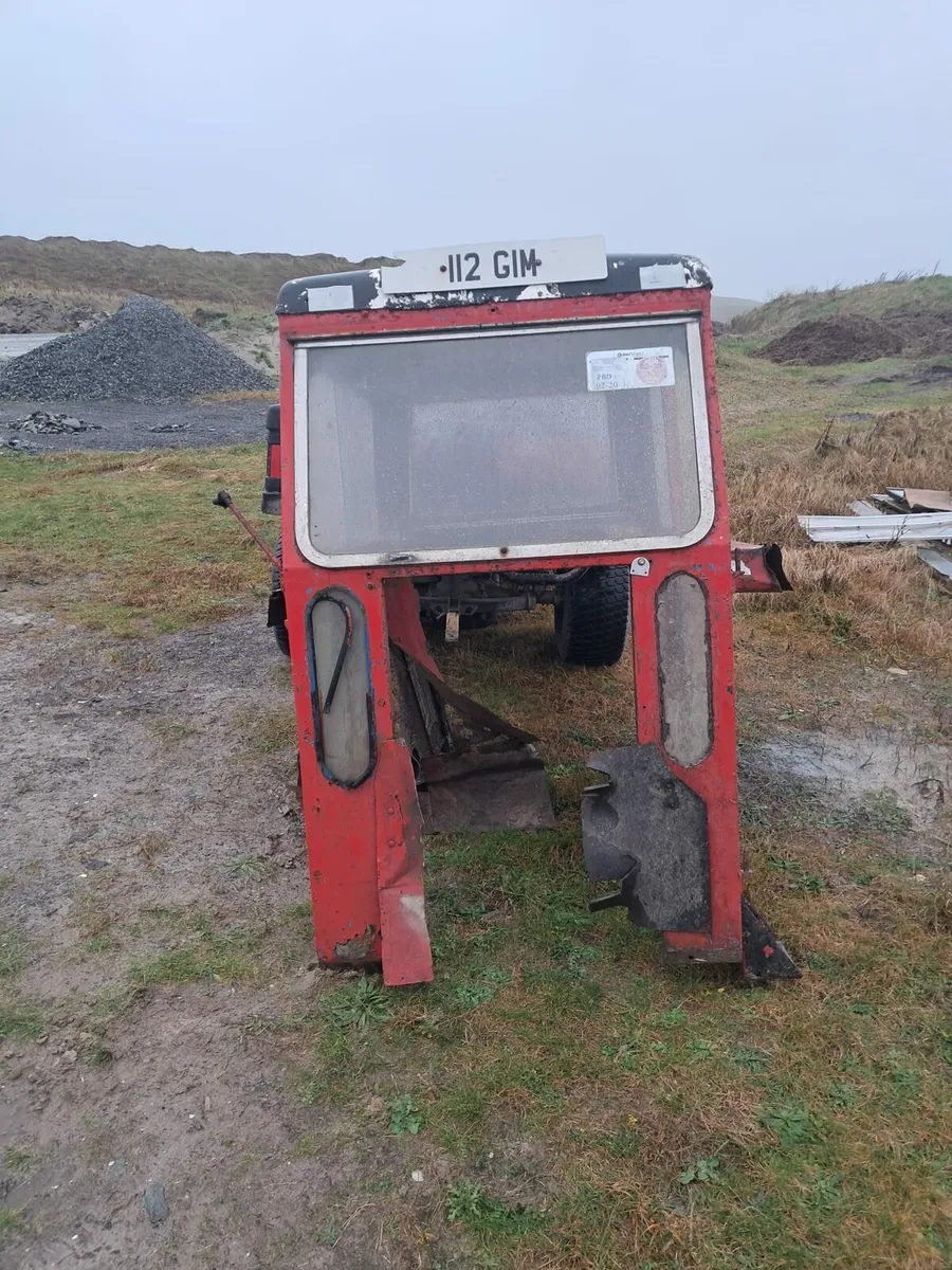Tractor cab - Image 2