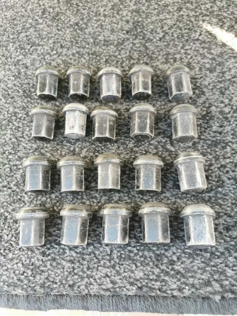 Genuine Porsche Fuch Wheels - Image 4