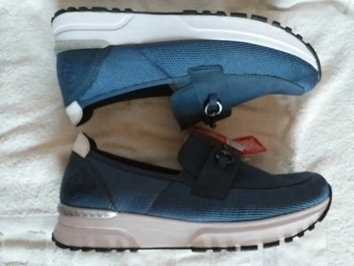 BRAND NEW RIEKER SHOES-SIZE 6 - Image 3