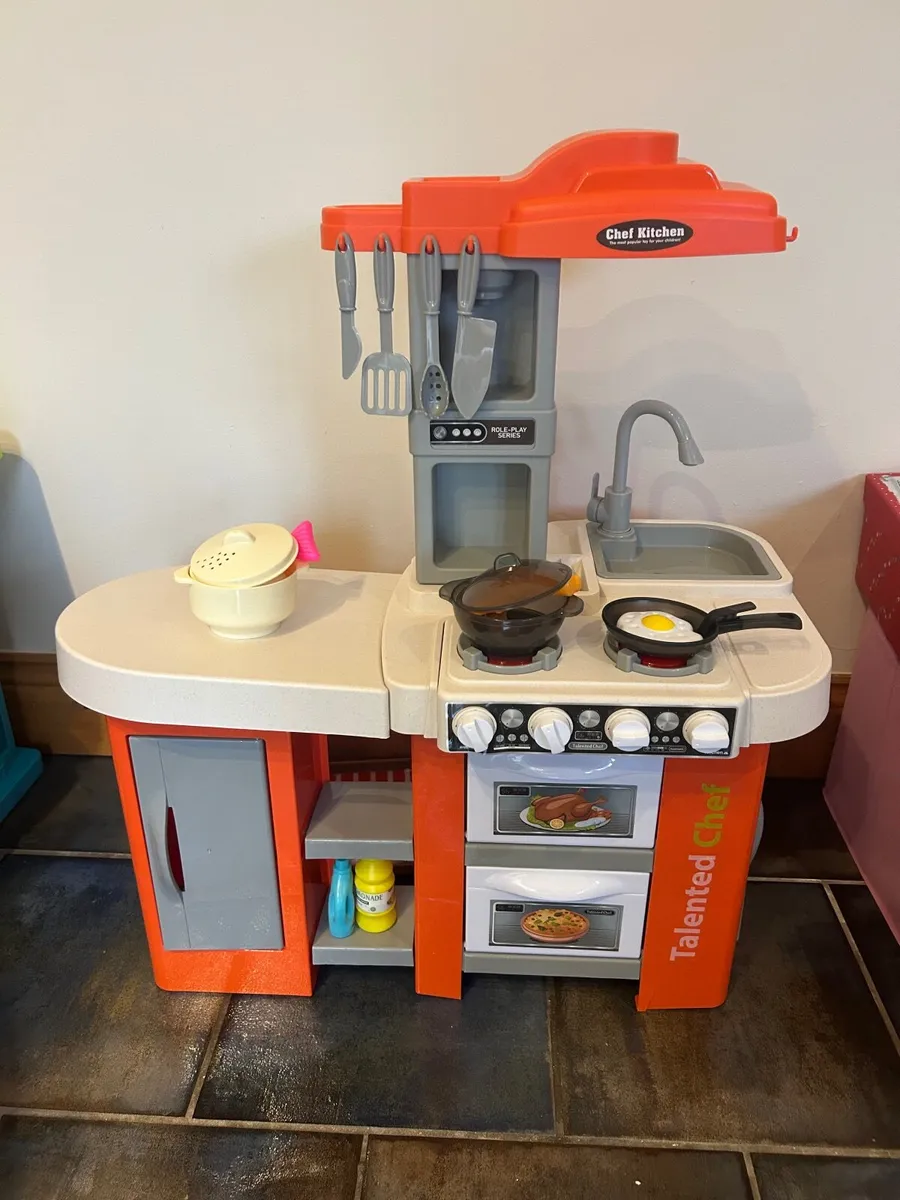 Toy Kitchen - Image 3