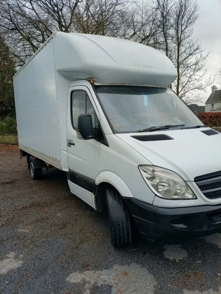 2012 Mercedes sprinter Luton van - Image 1