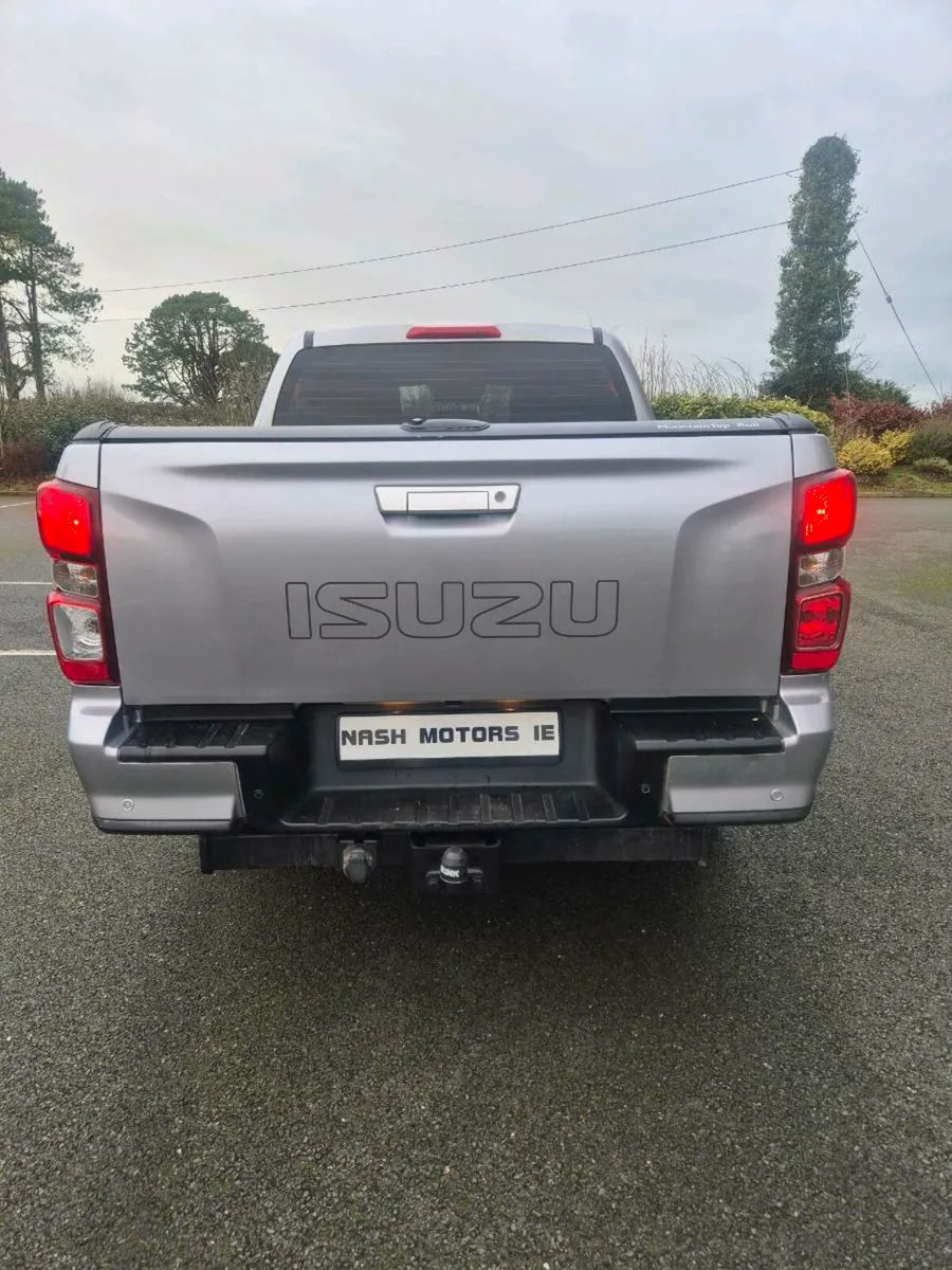2021 isuzu d max NO VAT - Image 4