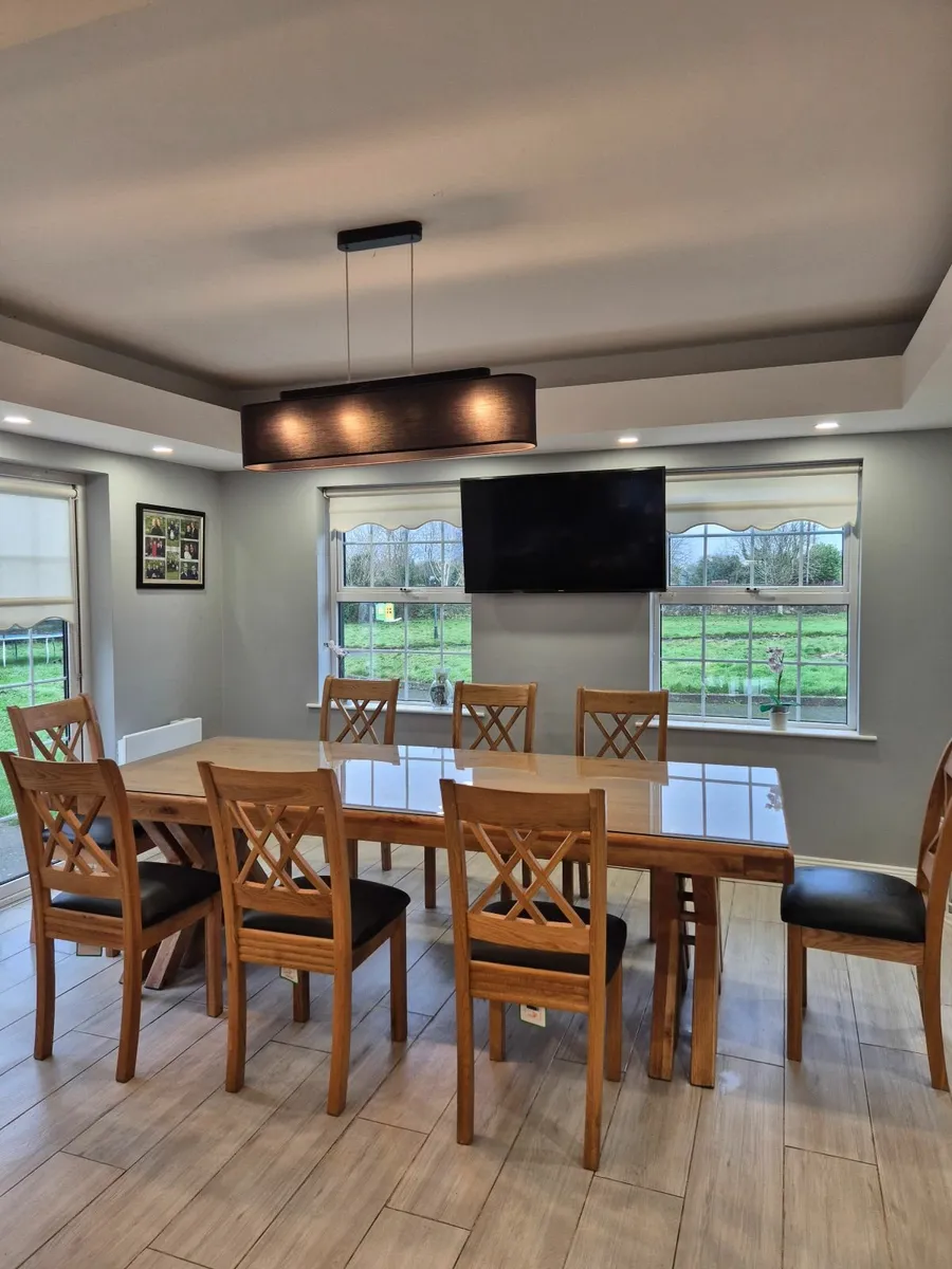 Oak dining Table - Image 2