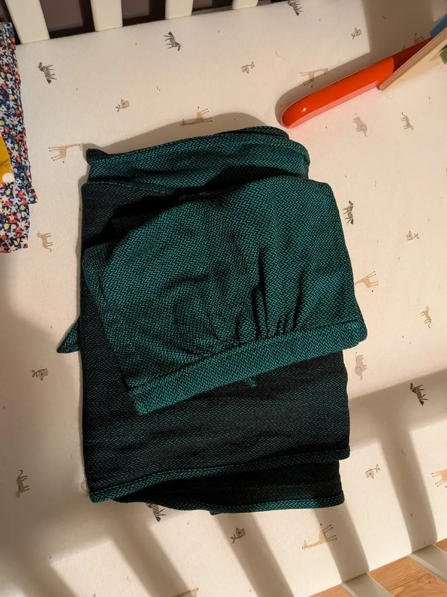 Baby carrier - Image 1