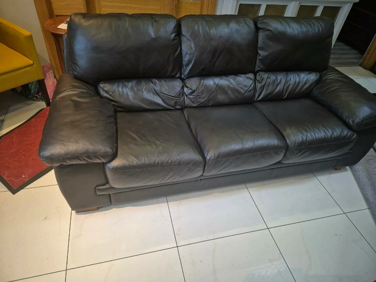 Leather 3 seater - Image 2