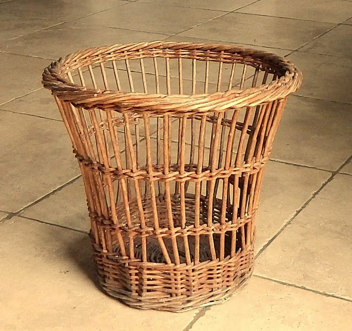 Traditional Vintage Wicker Basket - Image 1