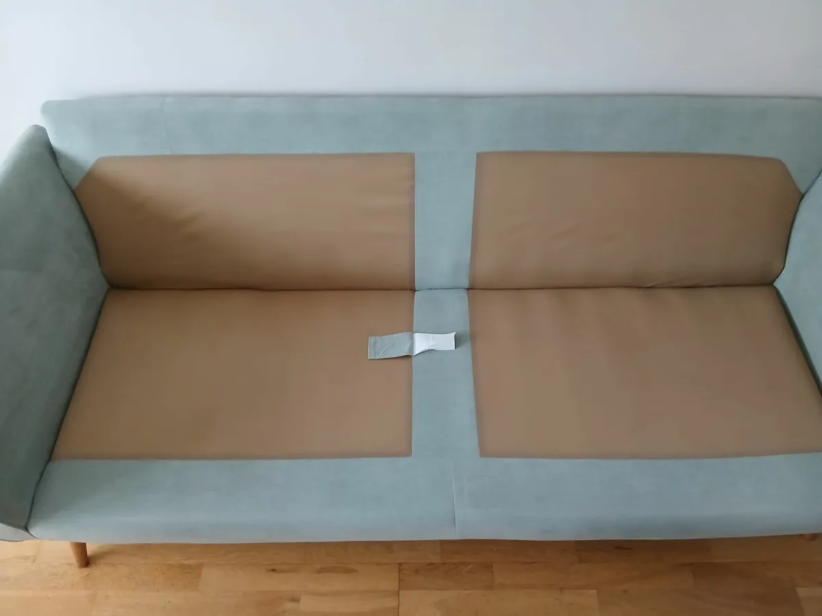 Couch - Image 3