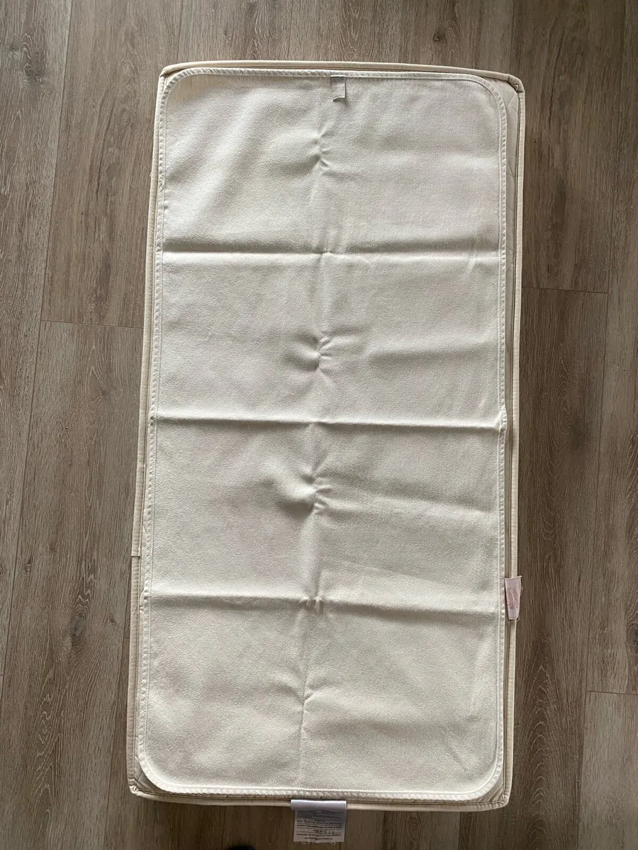 The Little Green Sheep Twist Cot Mattress 60x120 - Image 2