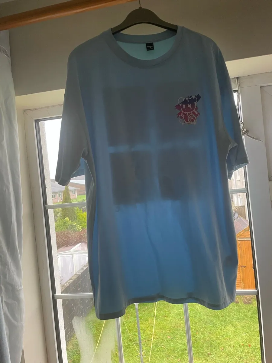 oversized light blue graphic t-shirt. - Image 1