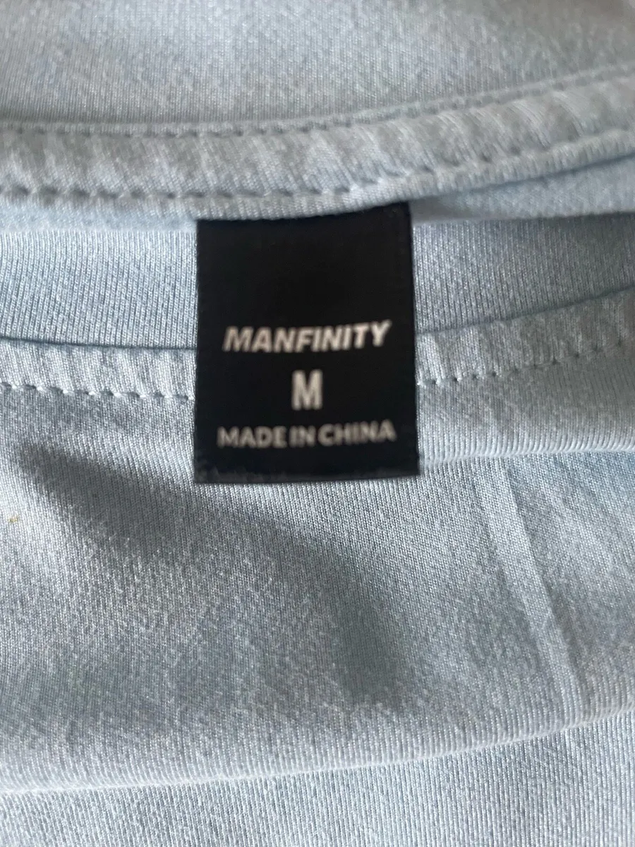 oversized light blue graphic t-shirt. - Image 3