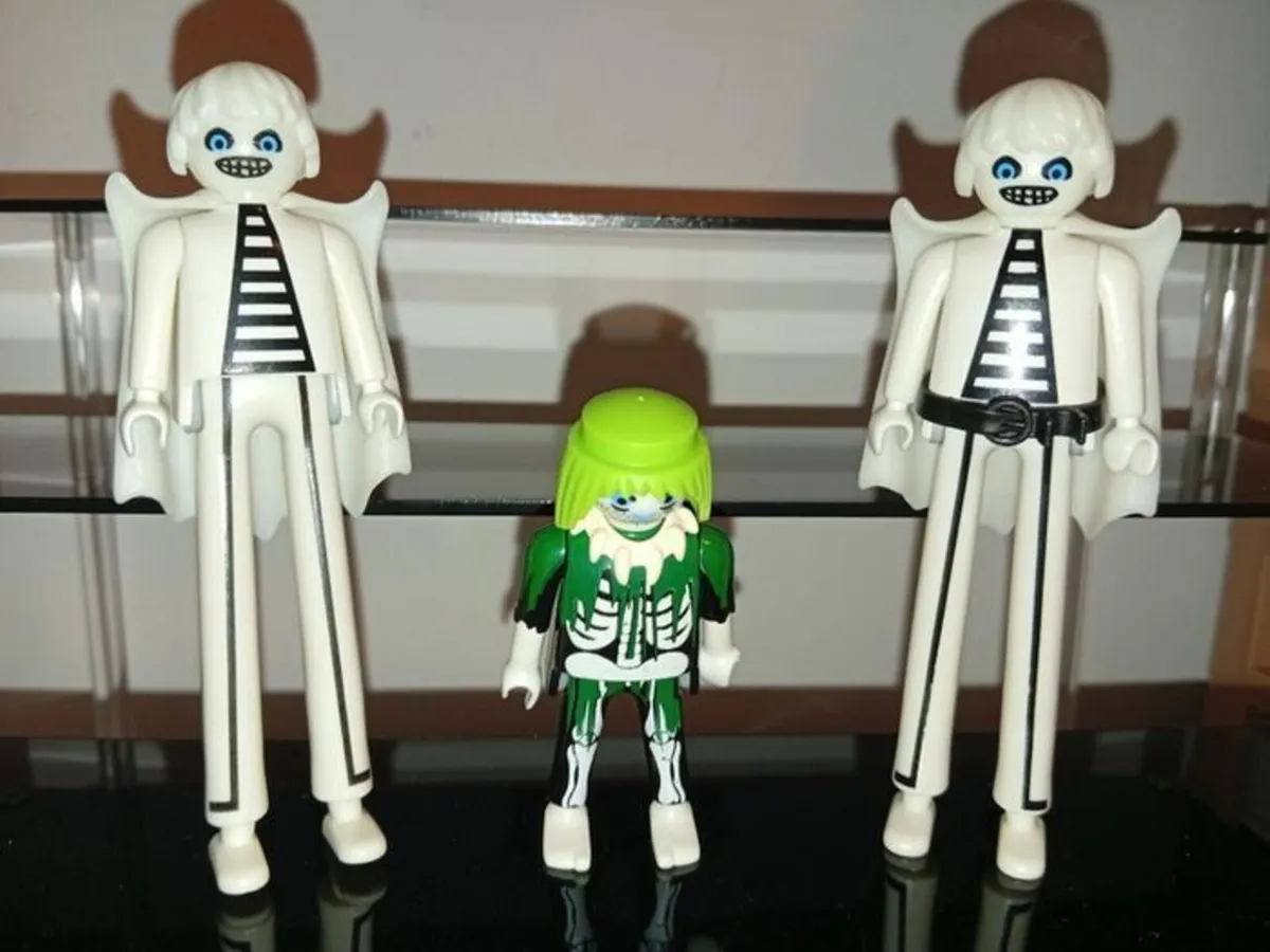 Playmobil Ghost Pirates inc 2 x Long Legs Figures - Image 1
