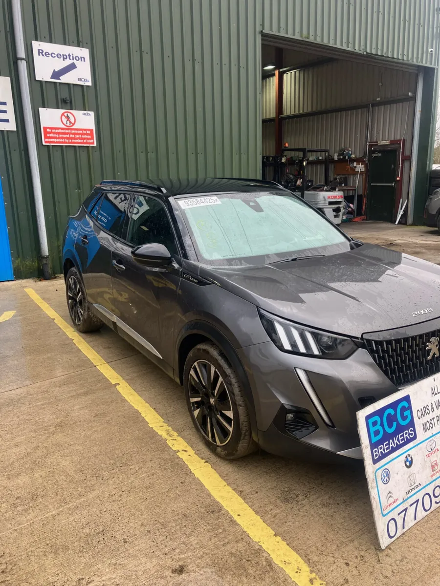 2023 peugeot 2008 parts breaking - Image 2