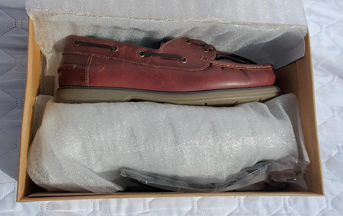 Samual Windsor Leather Shoes Size 8 brand new - Image 4