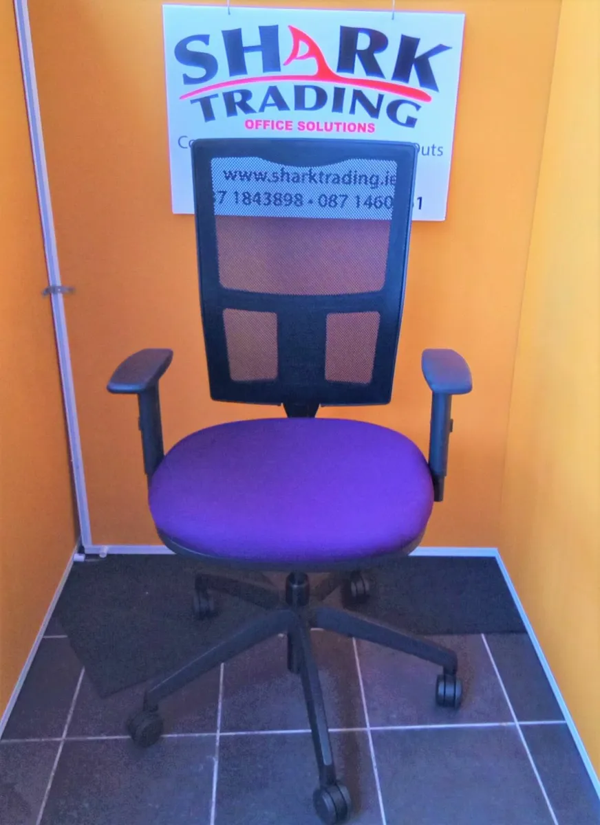 Office Swivel Chairs - Image 2
