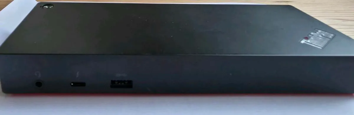 Lenovo Thunderbolt 3 Dock - Image 2