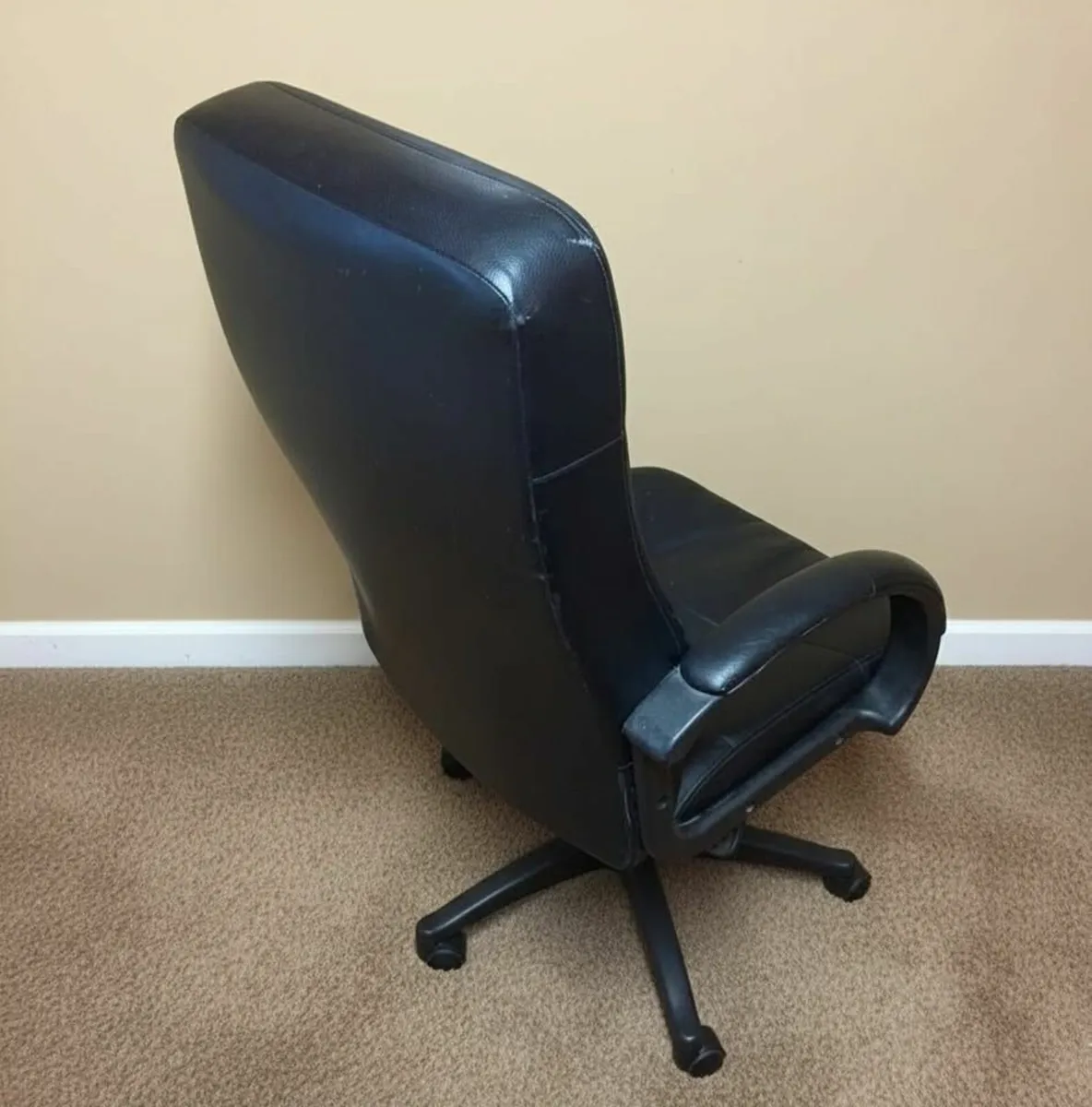 Leather Adjustable Office Chair - Bargain Price - Image 3