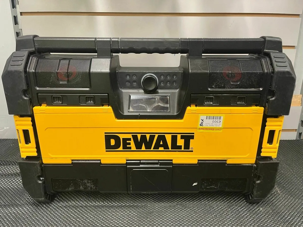 DeWalt Bluetooth Radio - Image 1