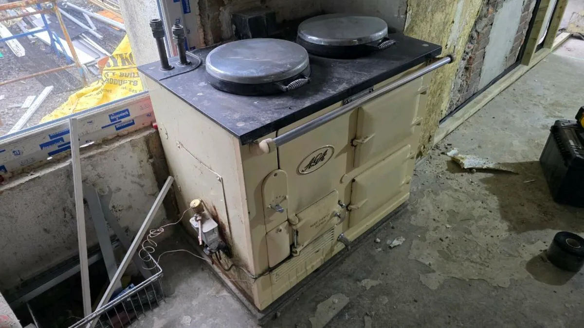 Aga in good condition - Image 2