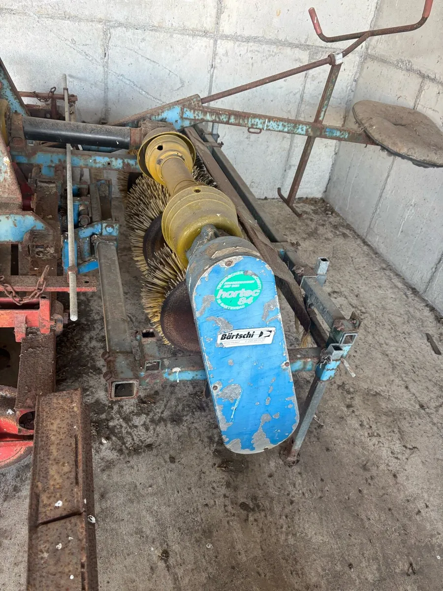 Various Farm Machinery - Image 2