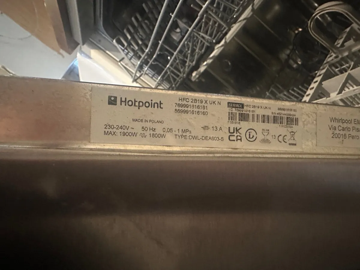 Hotpoint dishwasher - Image 3