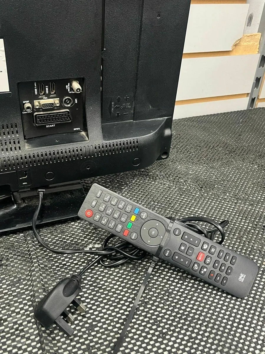 24 Inch Walker TV - Image 3