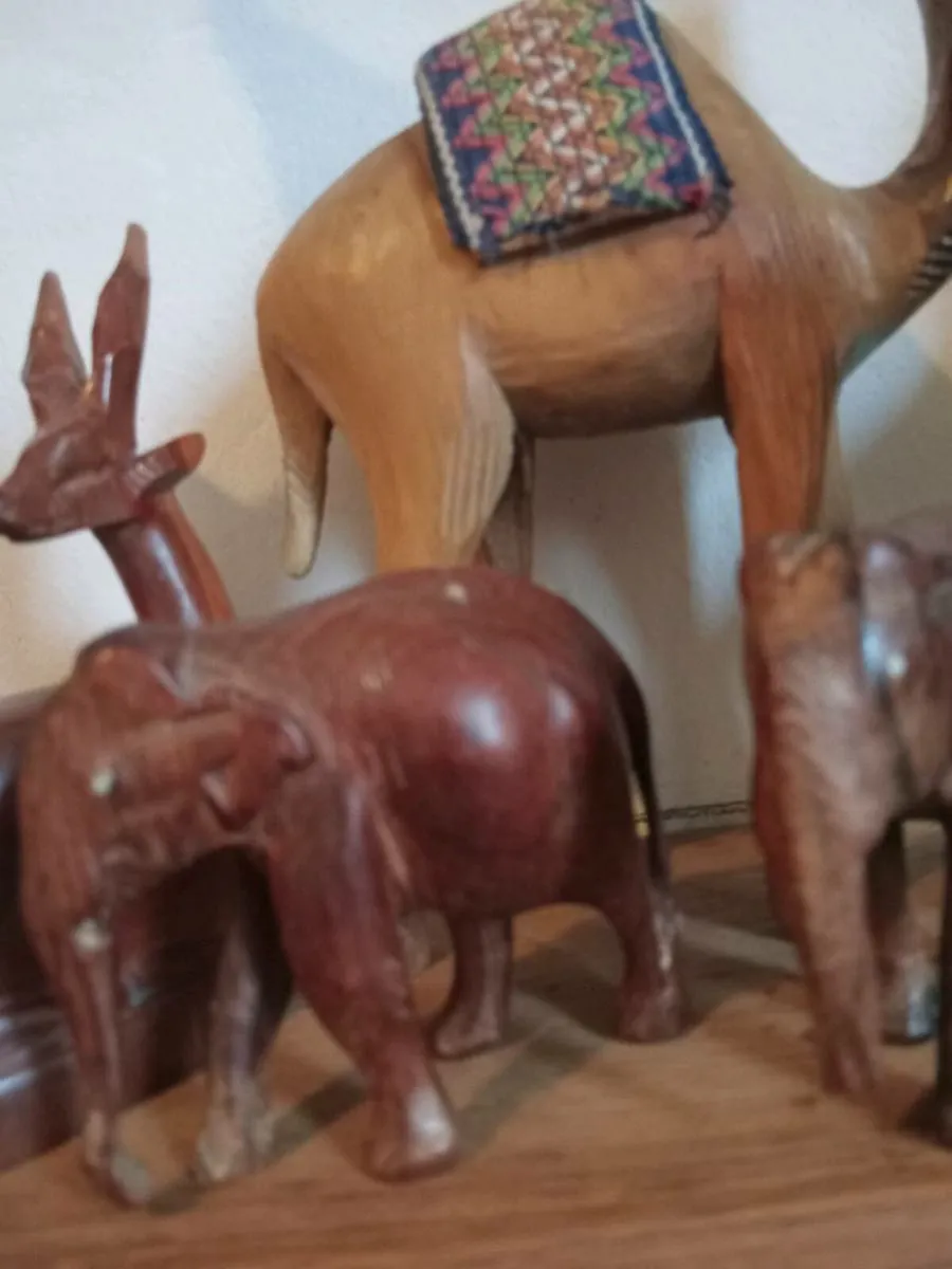 vintage  besmo wood carved animals - Image 2